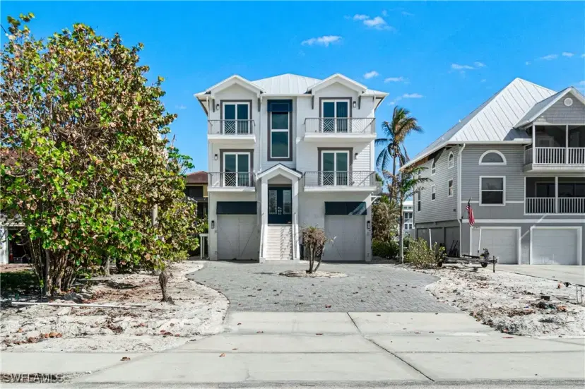Picture of 27863 Hickory Blvd, Bonita Springs FL 34134
