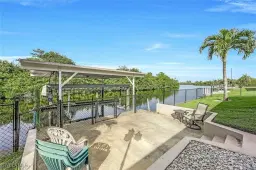 Picture of 2199 Santiago Ave, Fort Myers, FL 33905