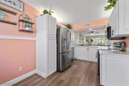 Picture of 273 Robin Hood Cir 9-104, Naples, FL 34104
