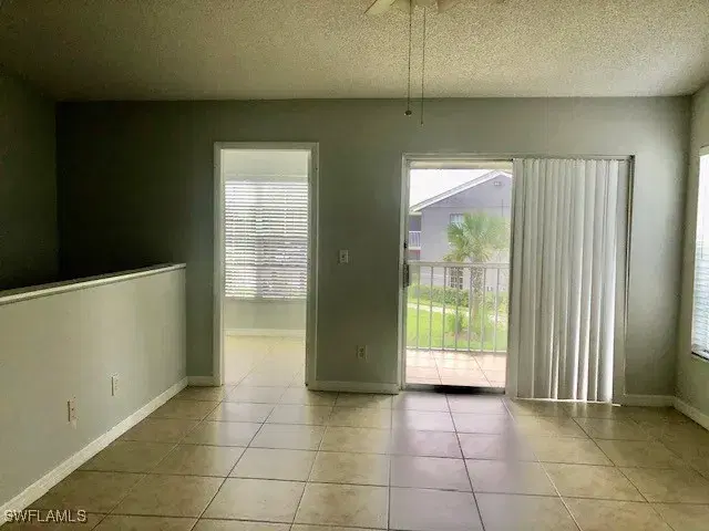 Picture of 124 Santa Clara Dr, Naples FL 34104