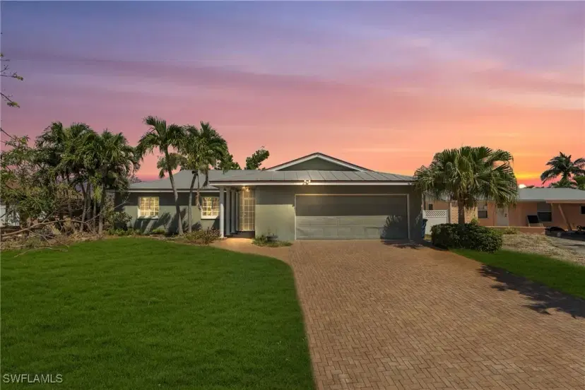 Picture of 453 Washington Ct, Fort Myers Beach FL 33931