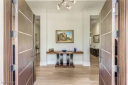 Picture of 4651 Crayton Rd, Naples, FL 34103