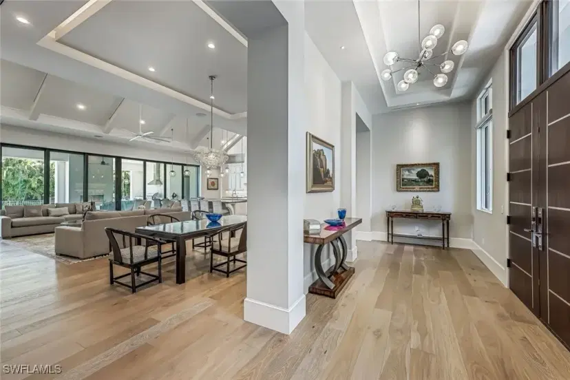 Picture of 4651 Crayton Rd, Naples FL 34103