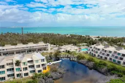 Picture of 200 Periwinkle Way 233, Sanibel, FL 33957