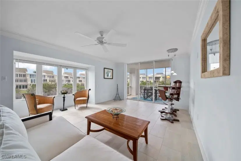 Picture of 200 Periwinkle Way 233, Sanibel FL 33957