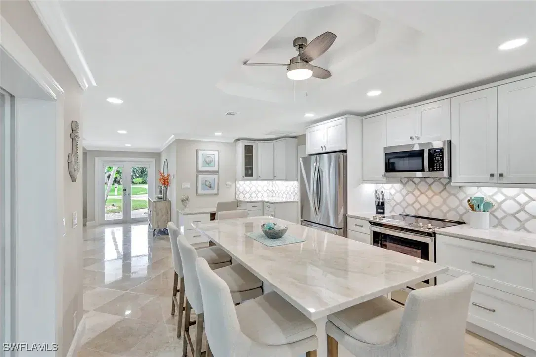 Picture of 989 E Valley Dr, Bonita Springs, FL 34134