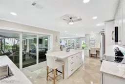 Picture of 989 E Valley Dr, Bonita Springs, FL 34134