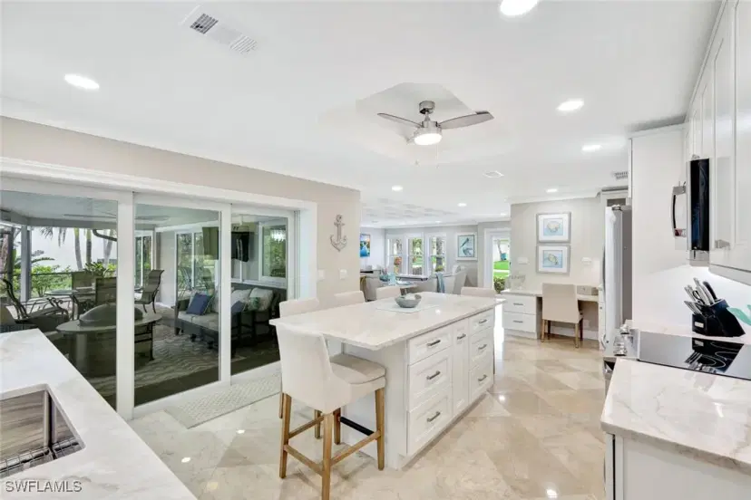 Picture of 989 E Valley Dr, Bonita Springs FL 34134