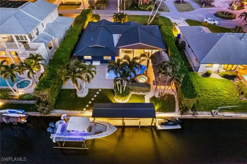 Picture of 1632 Bonita Ct, Naples FL 34102