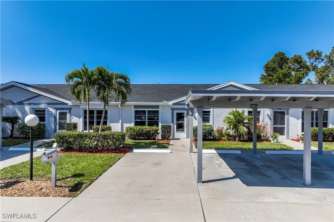 Picture of 6842 Bogey Dr, Fort Myers, FL 33919