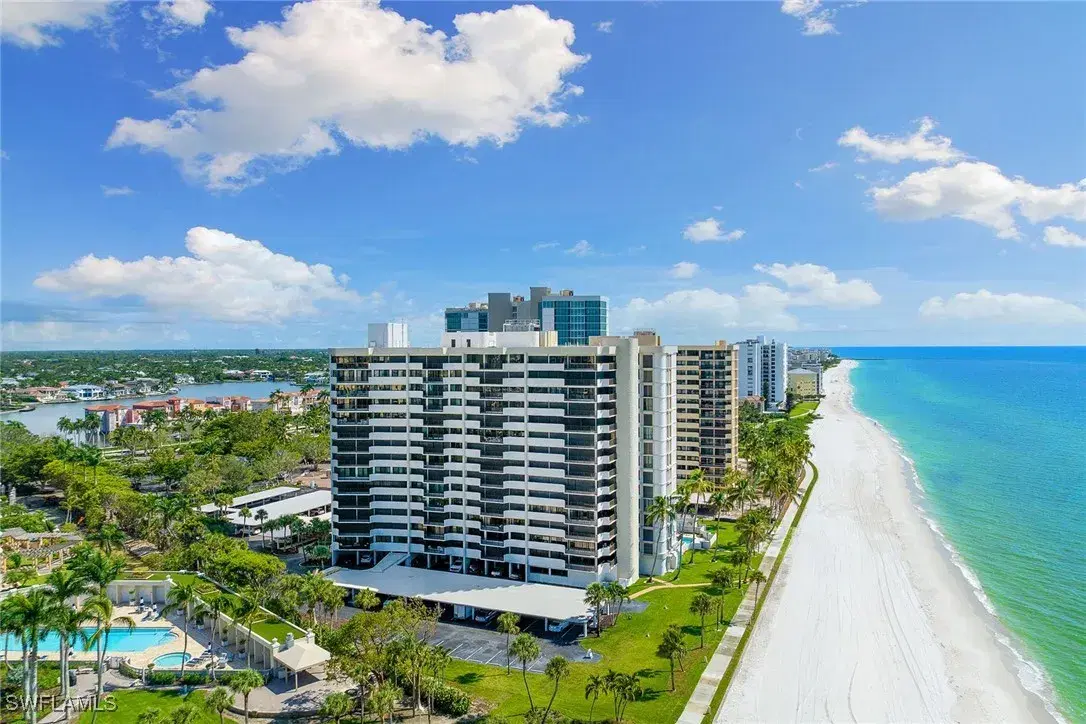 Picture of 4005 Gulf Shore Blvd N 1004, Naples, FL 34103