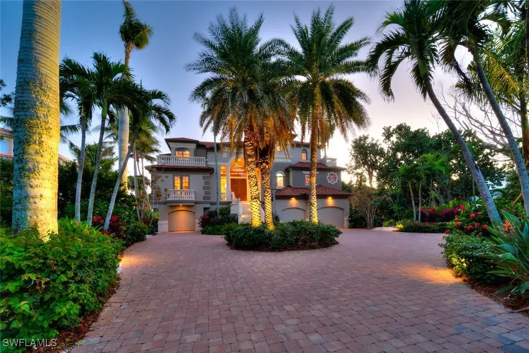 Picture of 3767 W Gulf Dr, Sanibel, FL 33957