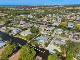 Picture of 2736 Riverview Dr, Naples, FL 34112