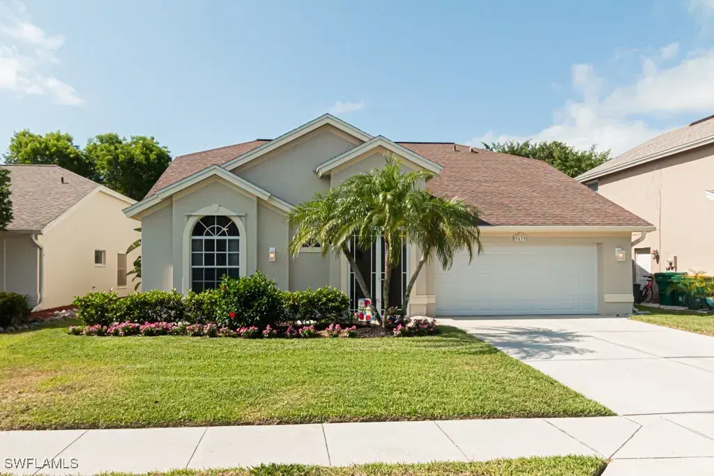 Picture of 7633 Citrus Hill Ln, Naples, FL 34109