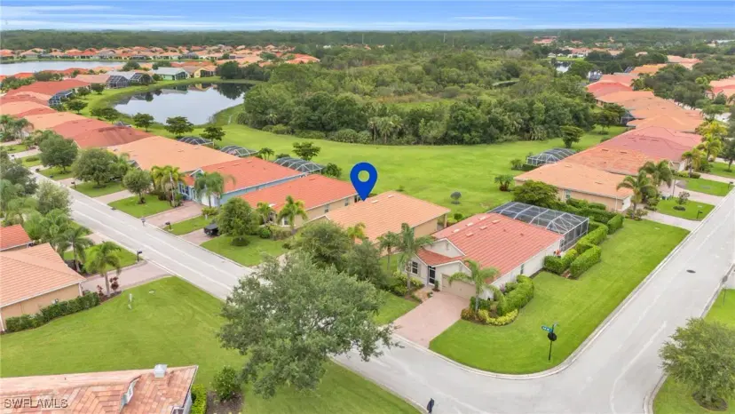 Picture of 15268 Yellow Wood Dr, Alva FL 33920