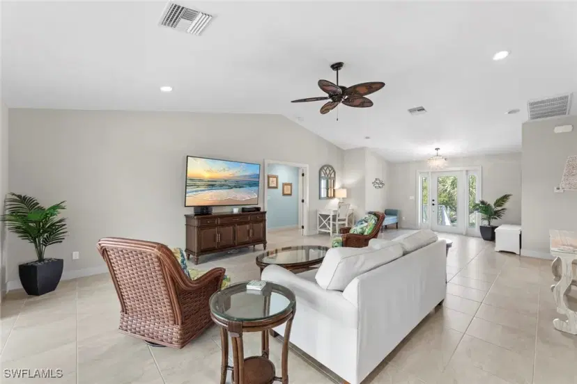 Picture of 1310 Par View Dr, Sanibel FL 33957