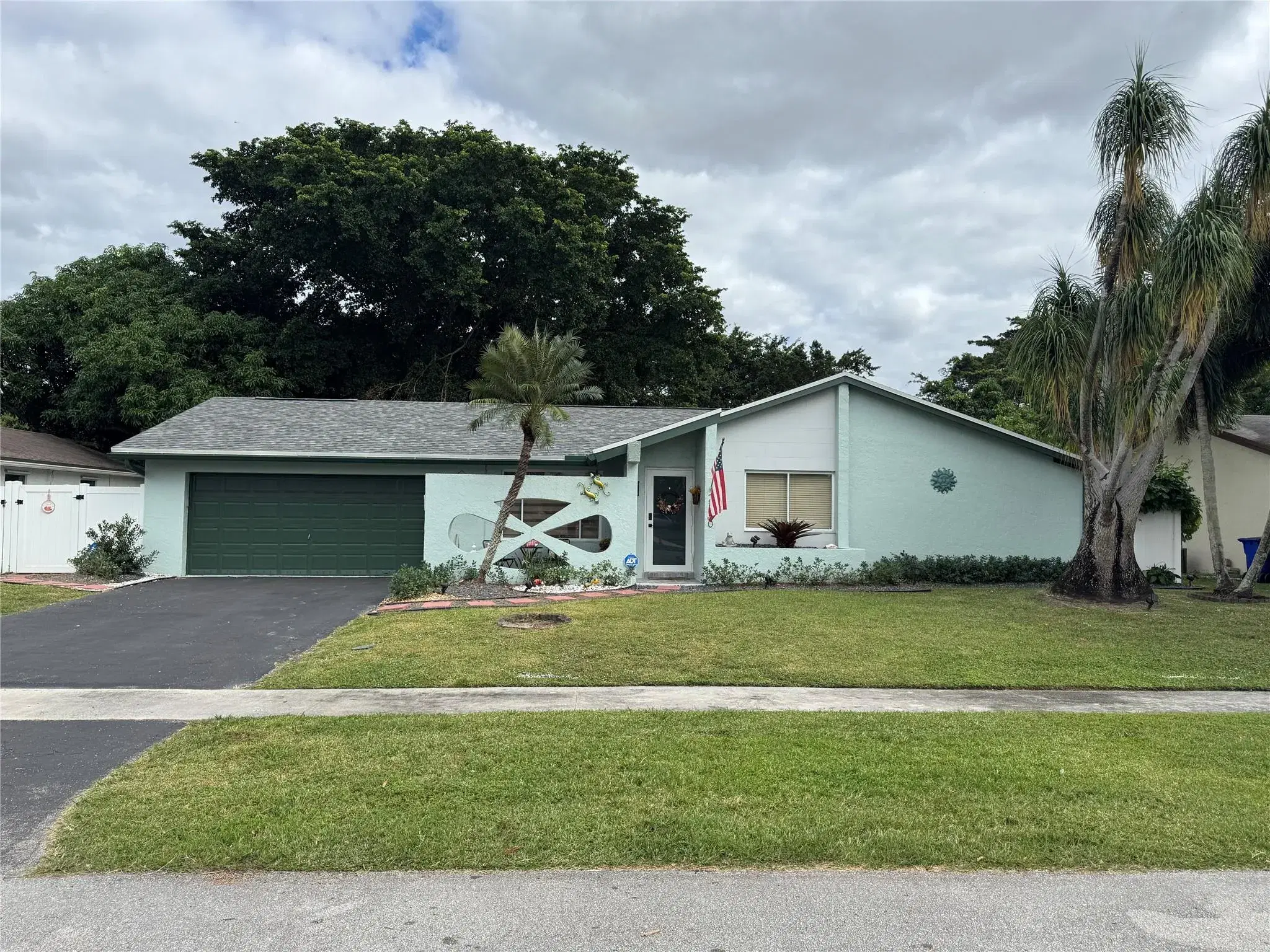 Picture of 2770 NW 51St Ter, Margate, FL 33063
