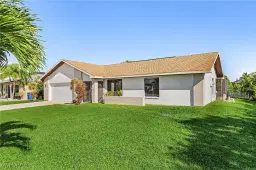 Picture of 6030 Perthshire Ln, Fort Myers, FL 33908