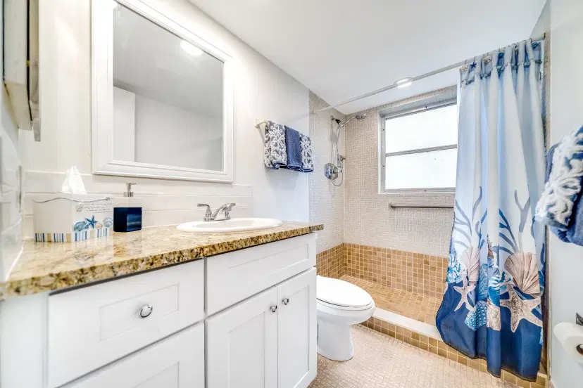 Picture of 2601 S Course Dr 111, Pompano Beach FL 33069