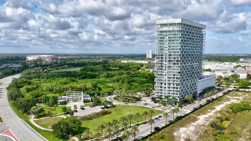 Picture of 2000 Metropica Way 2108, Sunrise FL 33323