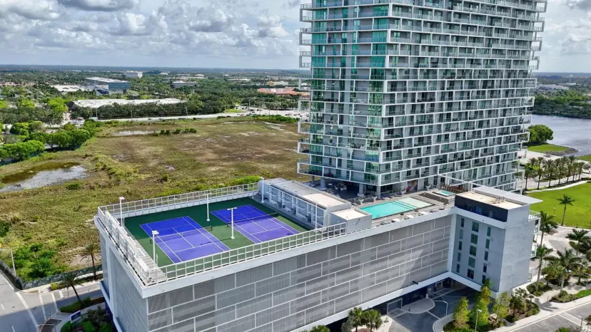Picture of 2000 Metropica Way 2108, Sunrise FL 33323