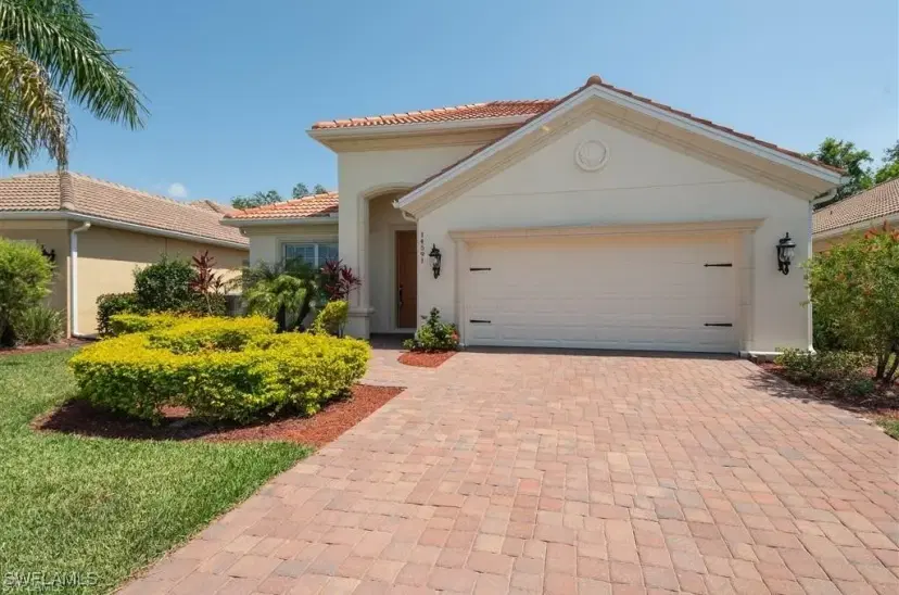 Picture of 14591 Manchester Dr, Naples FL 34114