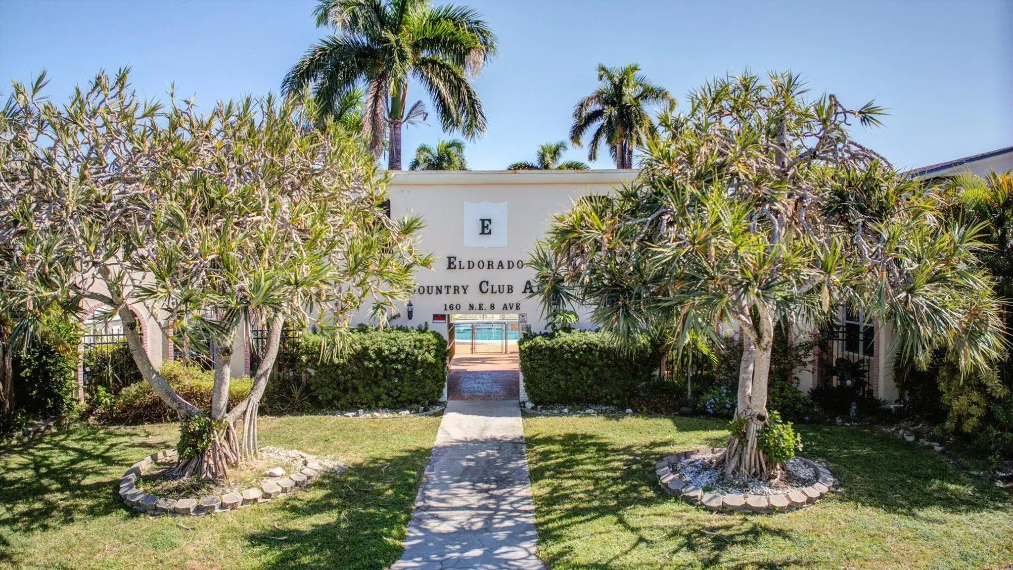 Picture of 160 NE 8Th Avenue 26A, Hallandale Beach, FL 33009
