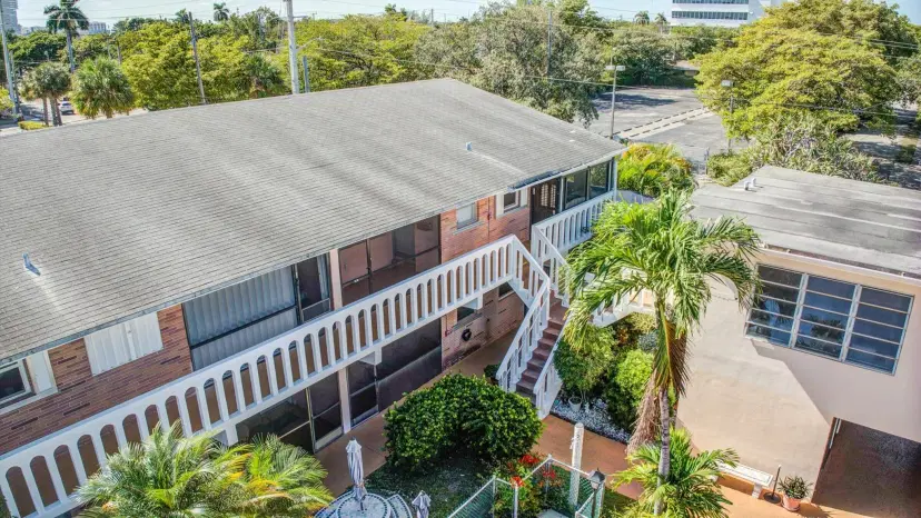 Picture of 160 NE 8Th Avenue 26A, Hallandale Beach FL 33009