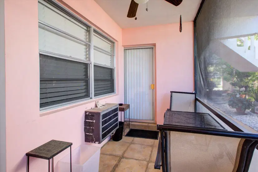 Picture of 160 NE 8Th Avenue 26A, Hallandale Beach FL 33009