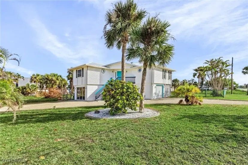 Picture of 2510 Rose Ave, St. James City FL 33956