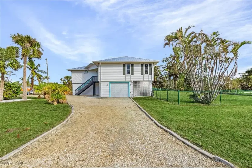 Picture of 2510 Rose Ave, St. James City FL 33956