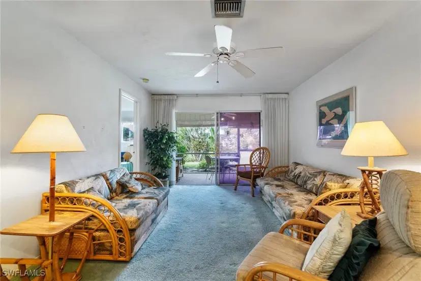 Picture of 1010 Pine Isle Ln 1010, Naples FL 34112