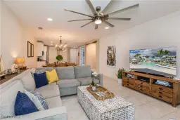 Picture of 14859 Edgewater Cir, Naples, FL 34114
