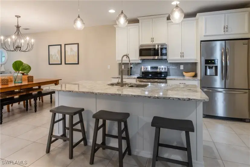 Picture of 14859 Edgewater Cir, Naples FL 34114