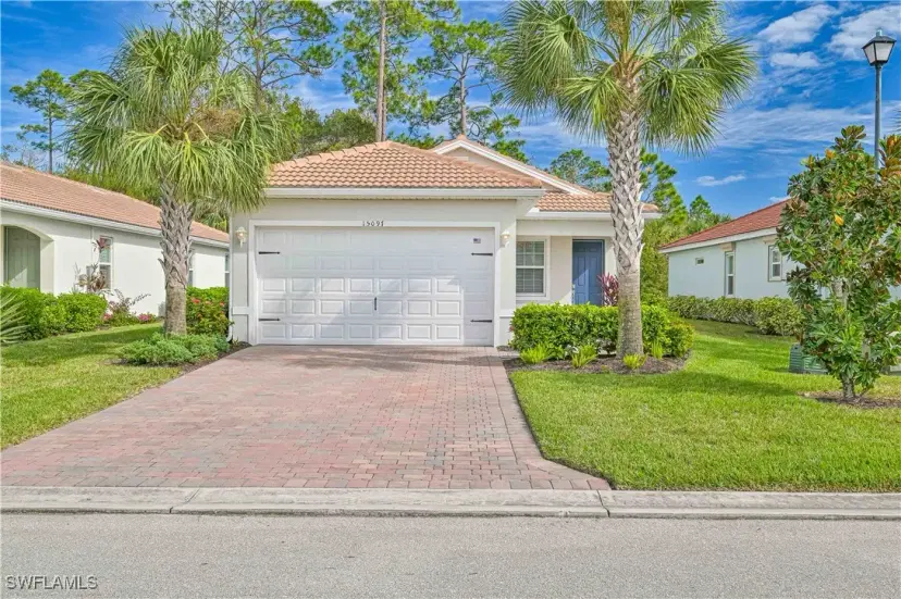 Picture of 15097 Ligustrum Ln, Alva FL 33920