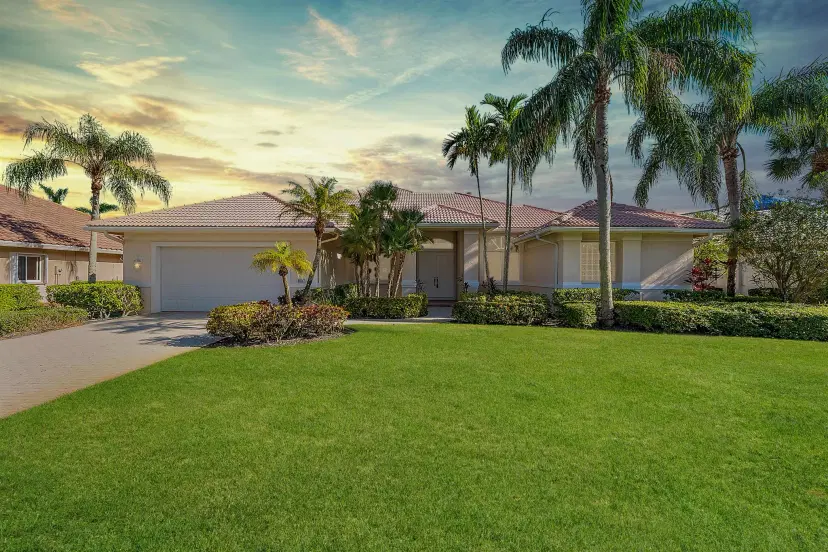 Picture of 8037 SE Woodlake Lane, Hobe Sound FL 33455