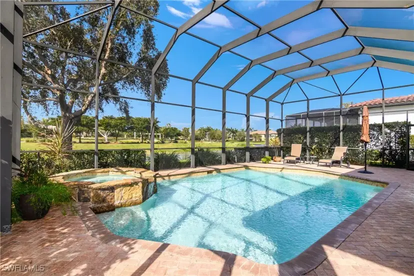 Picture of 9449 Napoli Ln, Naples FL 34113
