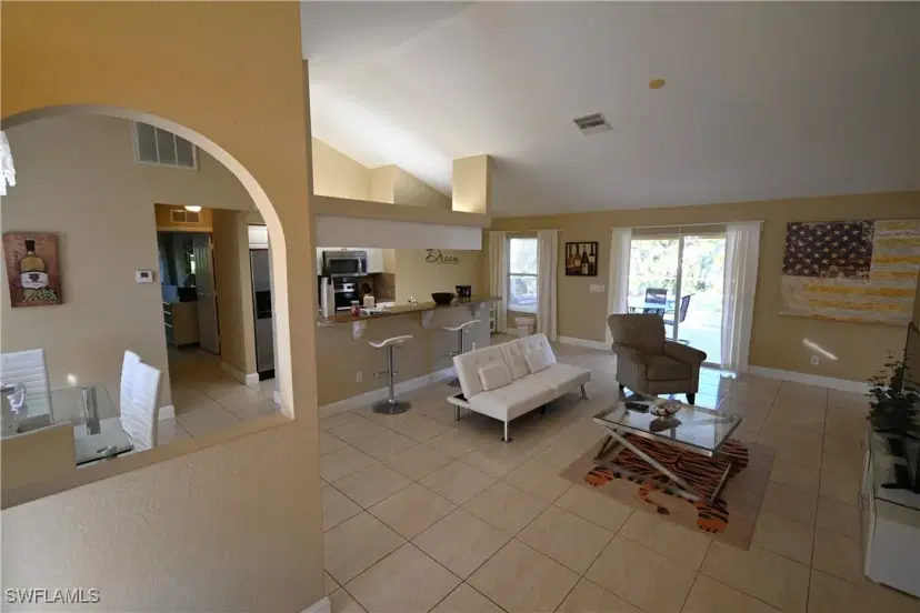 Picture of 2909 SW 2Nd Ln, Cape Coral FL 33991