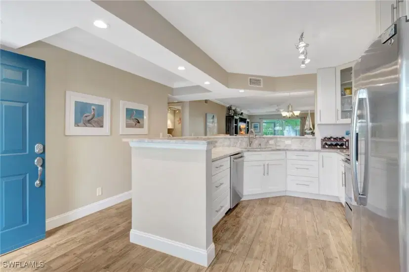 Picture of 360 Horse Creek Dr 102, Naples FL 34110