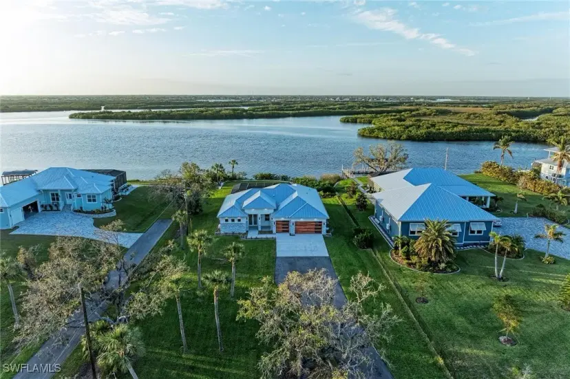 Picture of 6100 Riverside Dr, Punta Gorda FL 33982