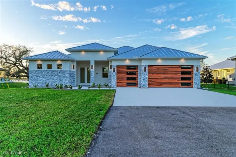 Picture of 6100 Riverside Dr, Punta Gorda FL 33982