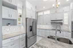 Picture of 2038 Bahama Ave, Fort Myers, FL 33905