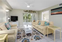 Picture of 15495 Cedarwood Ln 9-104, Naples, FL 34110