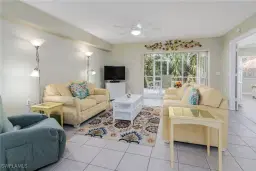 Picture of 15495 Cedarwood Ln 9-104, Naples, FL 34110