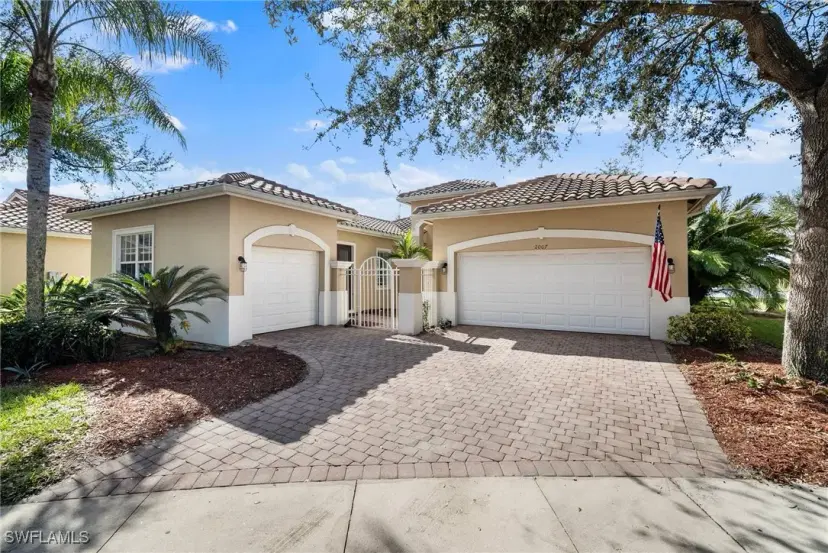 Picture of 2007 Jacklin Ct, Naples FL 34120