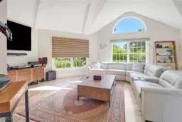 Picture of 1275 Cobia Ct, Naples, FL 34102