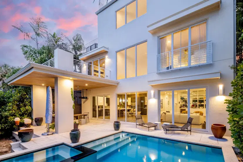 Picture of 1020 SE 13Th Terrace, Fort Lauderdale FL 33316