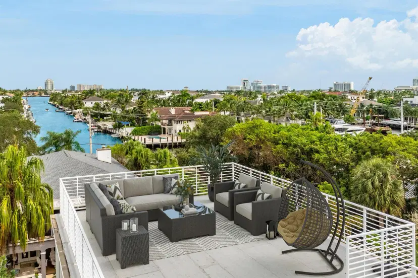 Picture of 1020 SE 13Th Terrace, Fort Lauderdale FL 33316