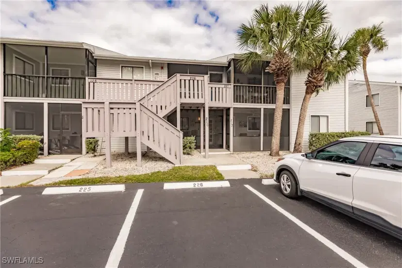 Picture of 1055 Palm Ave 216, North Fort Myers FL 33903