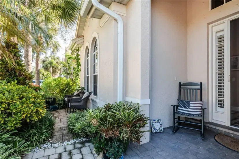 Picture of 16144 Parque Ln, Naples FL 34110